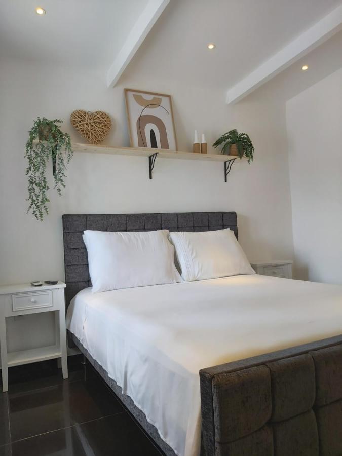 Kdf Apartments Willemstad Ngoại thất bức ảnh